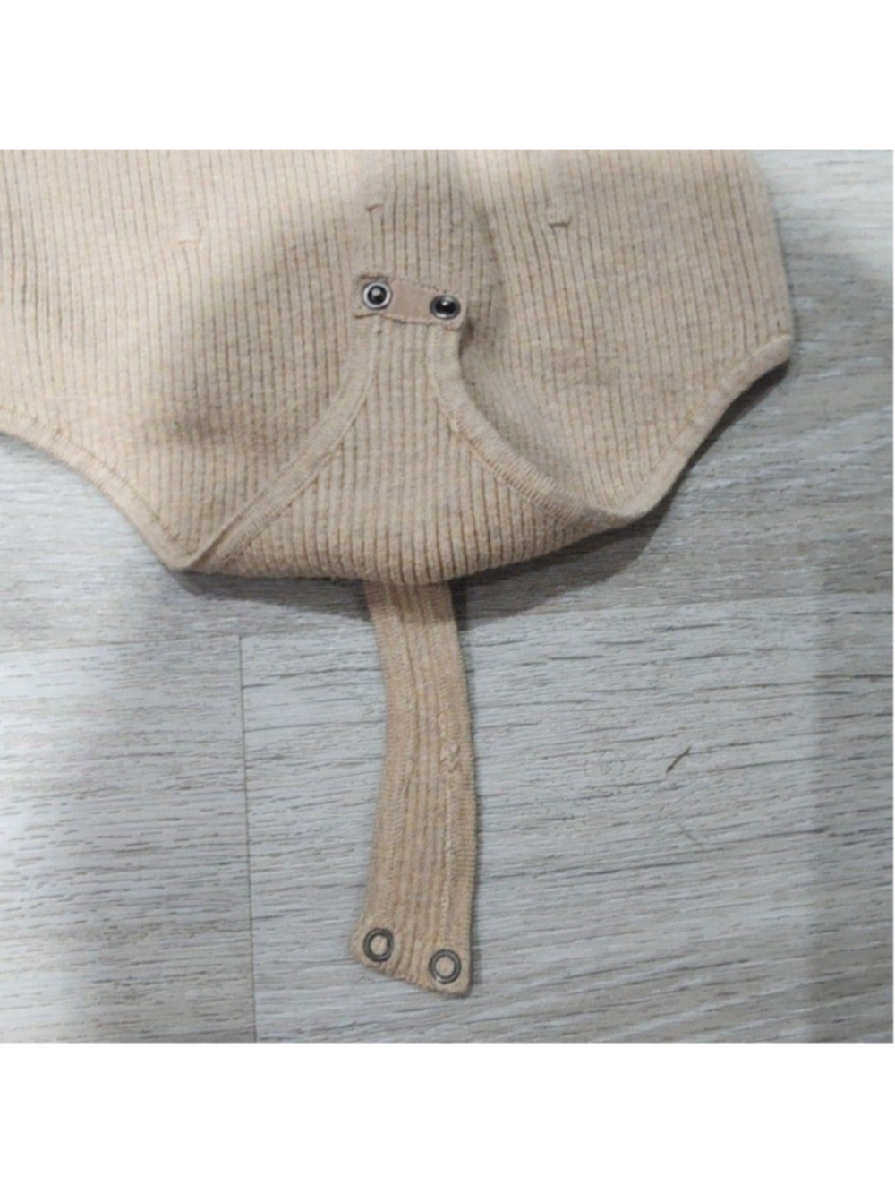 Abercrombie & Fitch Bodysuit Womens XS Beige Ribbed Knit Square Neck Stretch - Picture 3 of 5